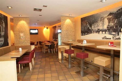 Crimea Wine Hotel Chiavenna Ngoại thất bức ảnh
