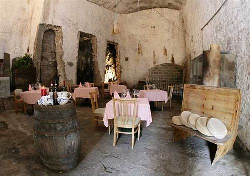 Crimea Wine Hotel Chiavenna Ngoại thất bức ảnh