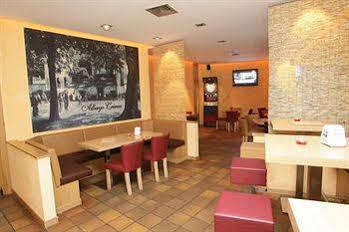 Crimea Wine Hotel Chiavenna Ngoại thất bức ảnh